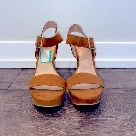 Good Condition - Mix No. 6 Suede Camel/Tan Wedges - Size 7.5 - Picture 2 of 7